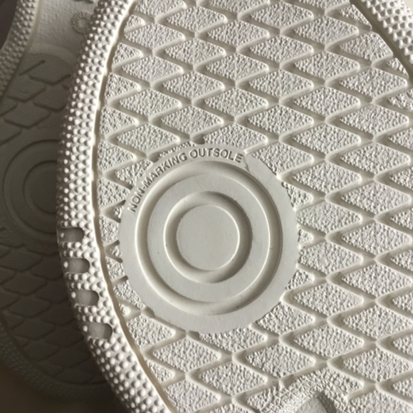 NWT Club C Reebok Sneakers - Picture 4 of 11